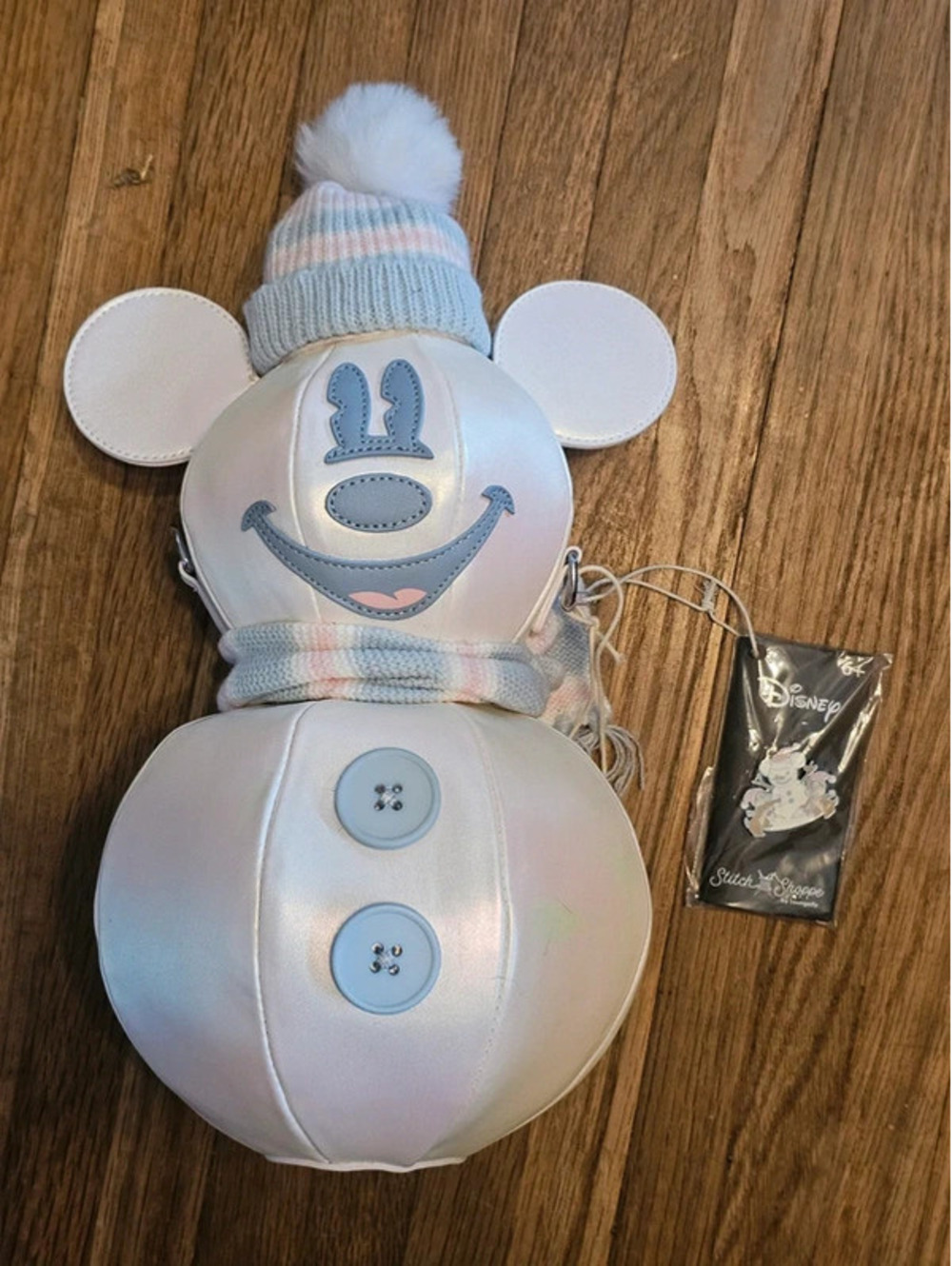 Stich Shoppe amickey Mouse Snowman Purse